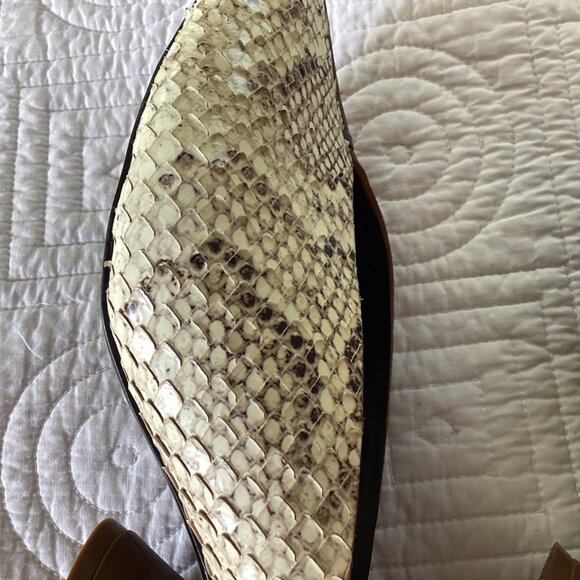 Mercedes Castillo Leather Animal Print Mules Women's Size: 9.5/39.5 - Picture 9 of 15